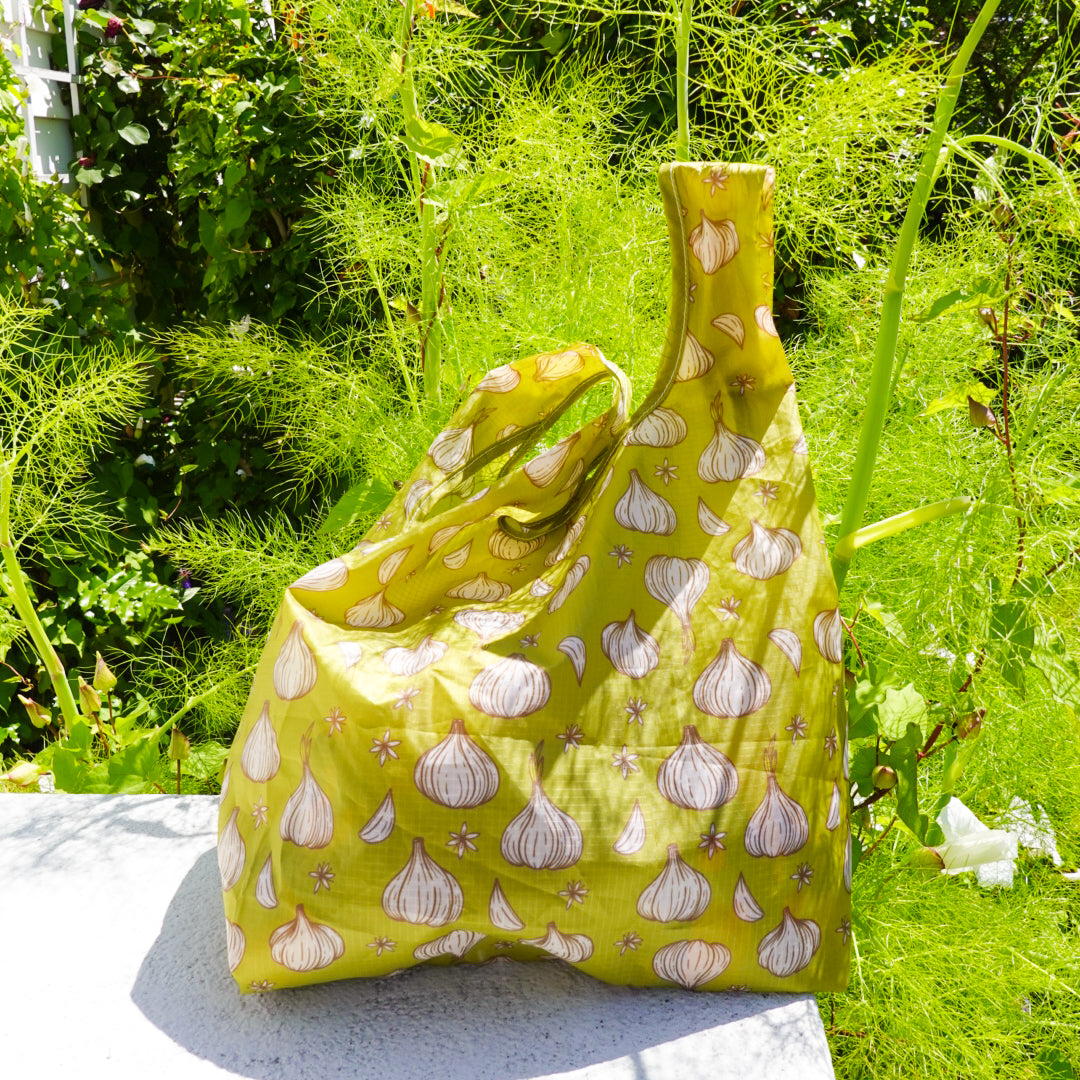 Garlic Tuck-Top Tote